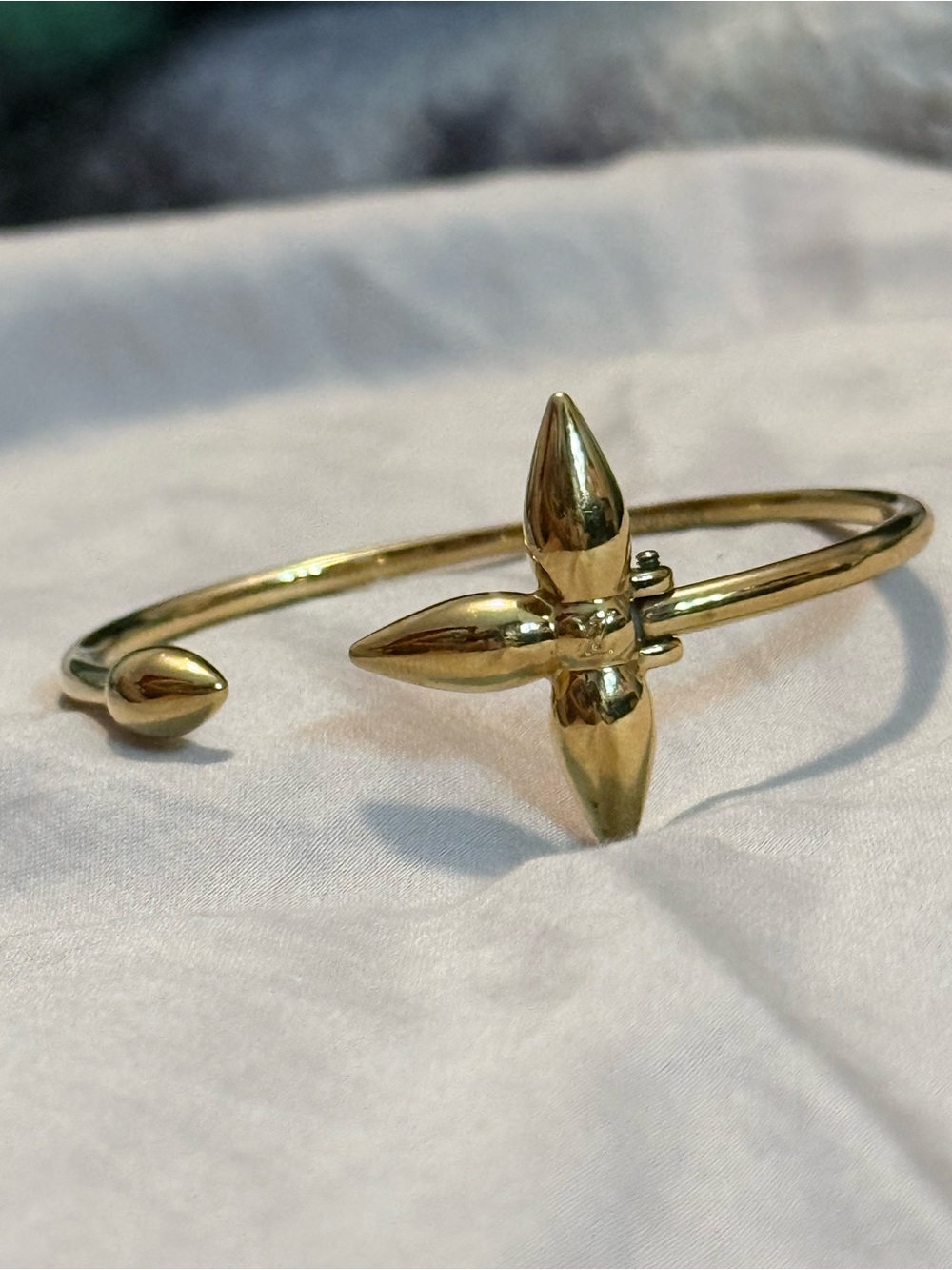 AUTHENTIC Preloved LOUIS VUITTON Louisette Bracelet in Gold-Tone Metal